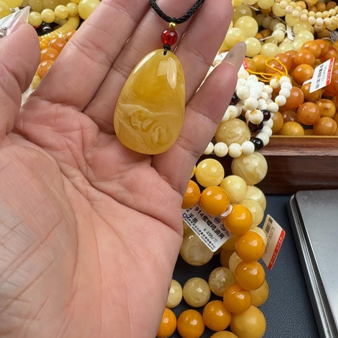 琥珀未镶嵌珠宝奇石