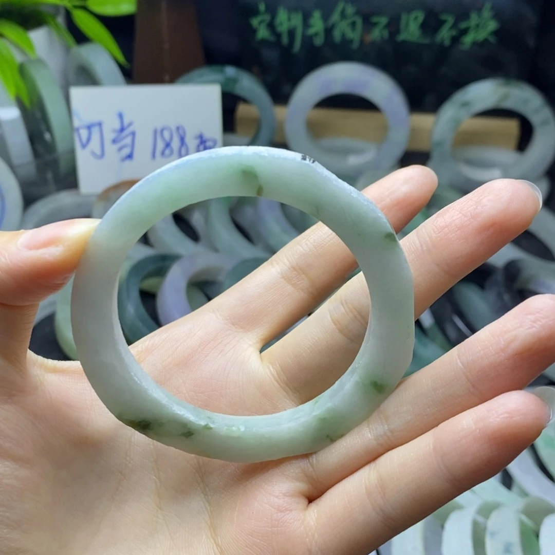 佩***˂定制翡翠手镯未镶嵌