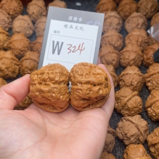 吊坠桃核木****）我是第一百41