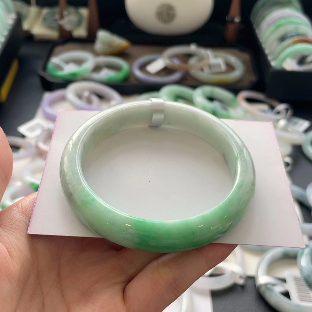 翡翠未镶嵌手镯4号60.7正圈纹