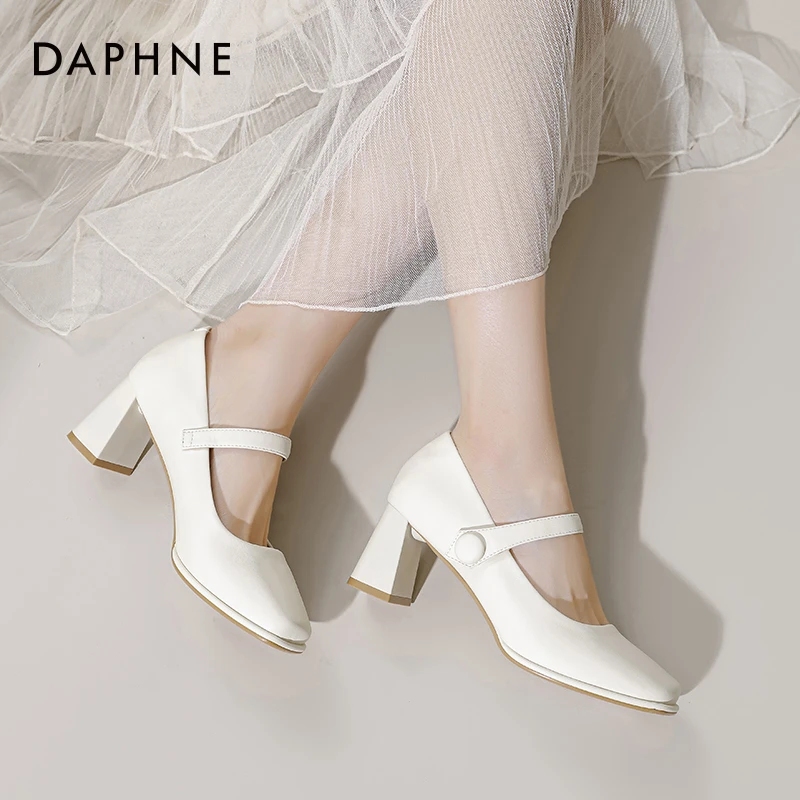 达芙妮粗跟高跟鞋女2025爆款洋气法式仙女风玛丽珍配裙子单鞋女TC