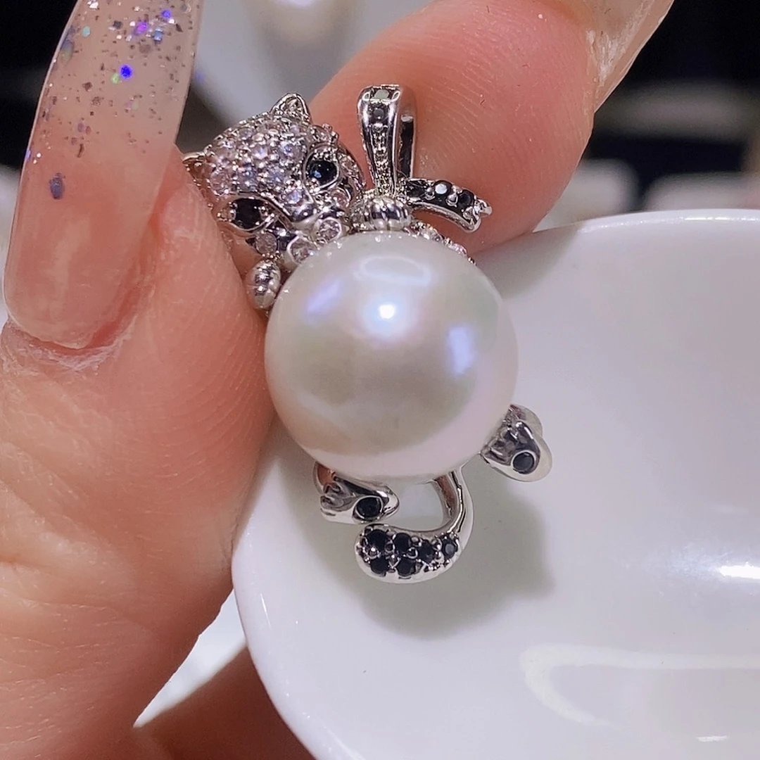 淡水珍珠颈饰合金