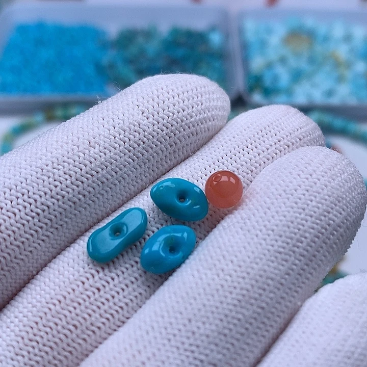 南红玛瑙未镶嵌珠宝奇石