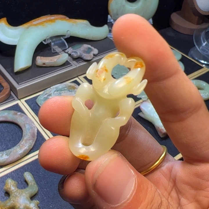 龍***观玉玉摆件太阳神器形