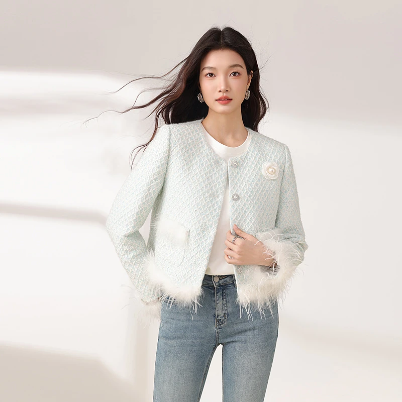 爱客外套女2025秋季温柔风宽松短款开衫上衣YA25148W017