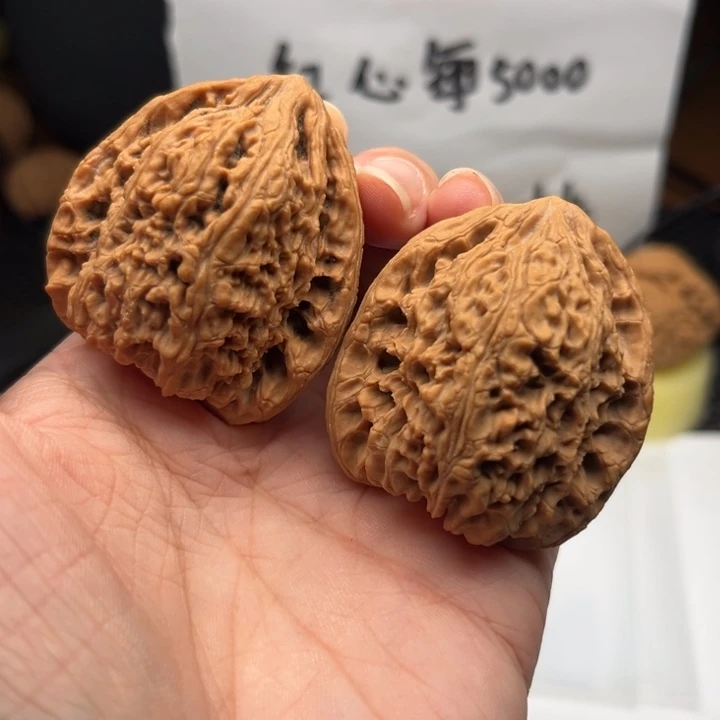 吊坠文玩核桃南疆40