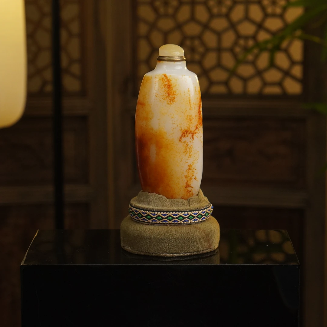 【十九世纪】白玉留皮鼻烟壶（高12.5cm宽6cm重200g）