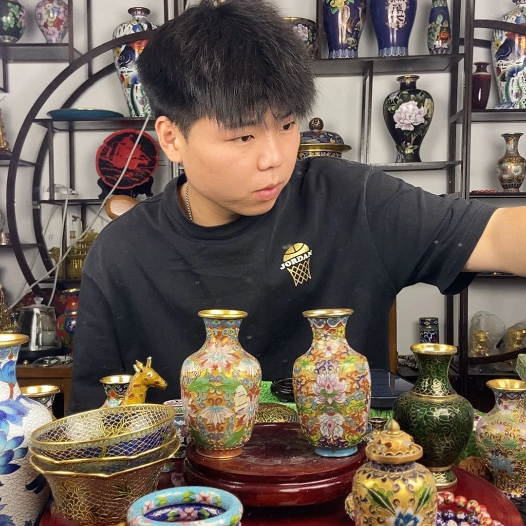 铜球**墨景泰蓝创汇金地桶瓶一对