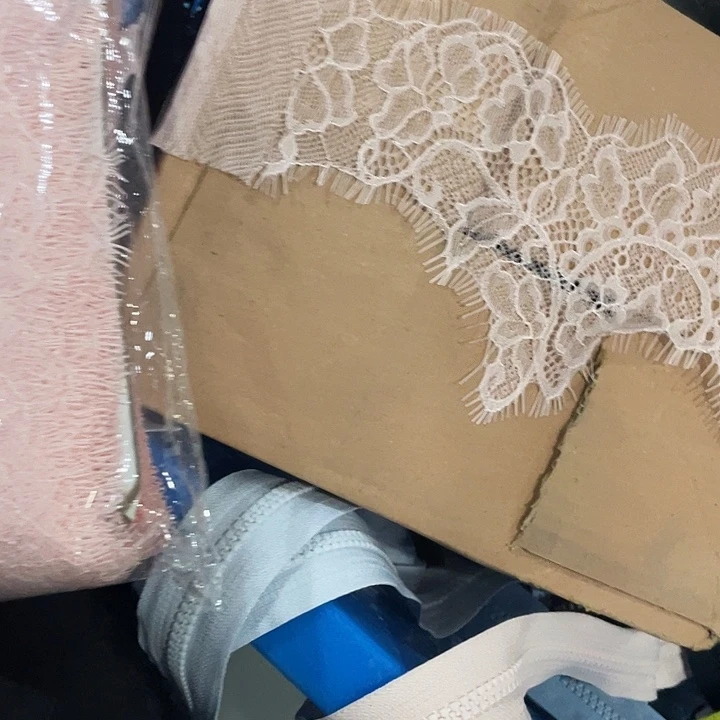 粉色无弹花边、发1盘约30米、1001