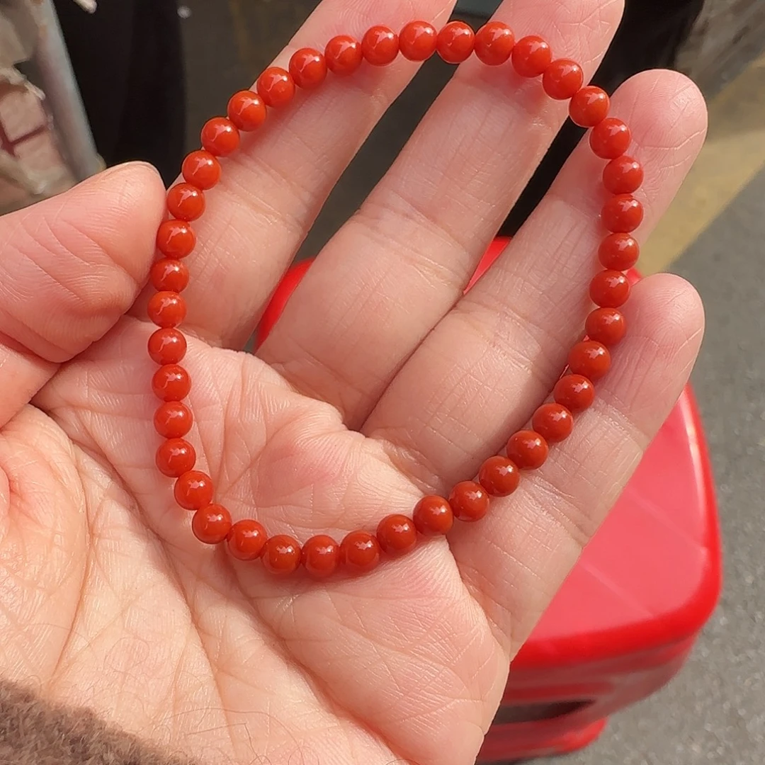 月****南红玛瑙未镶嵌颈饰