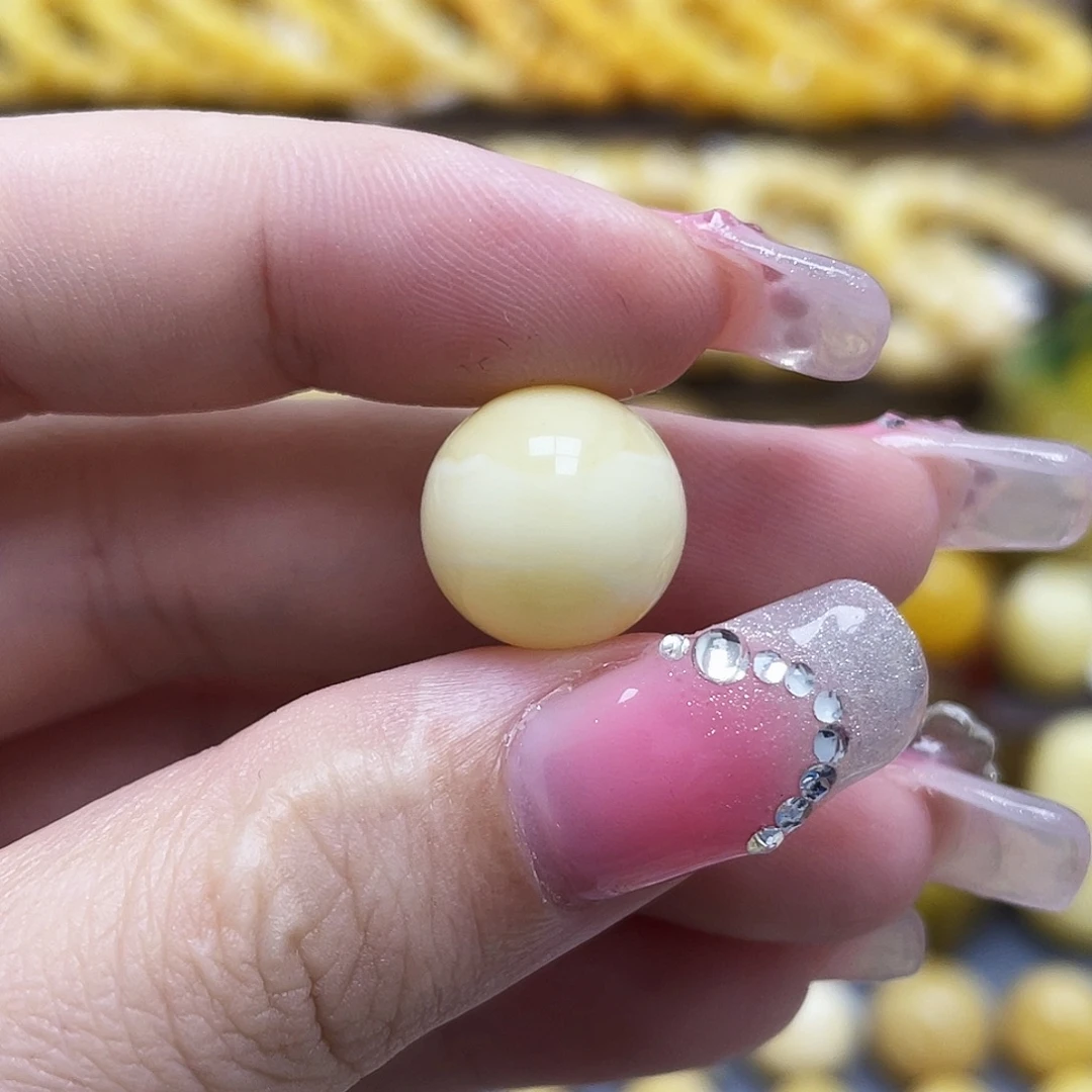 未镶嵌琥珀裸石13.2mm圆珠瑕疵