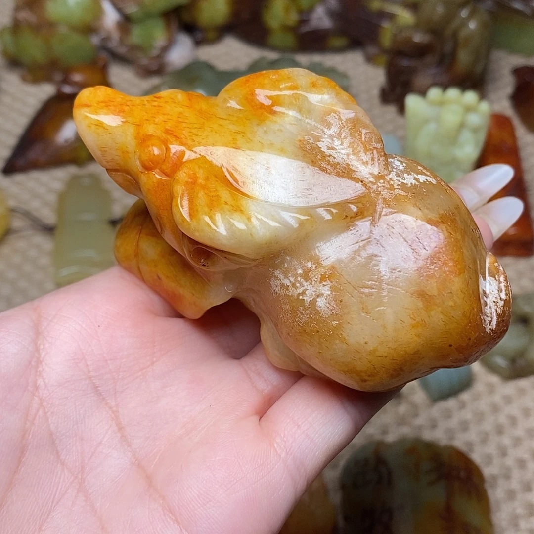 未镶嵌蛇纹石玉颈饰