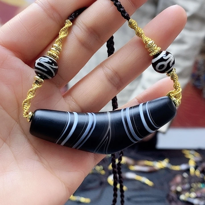 玛瑙/玉髓合金颈饰