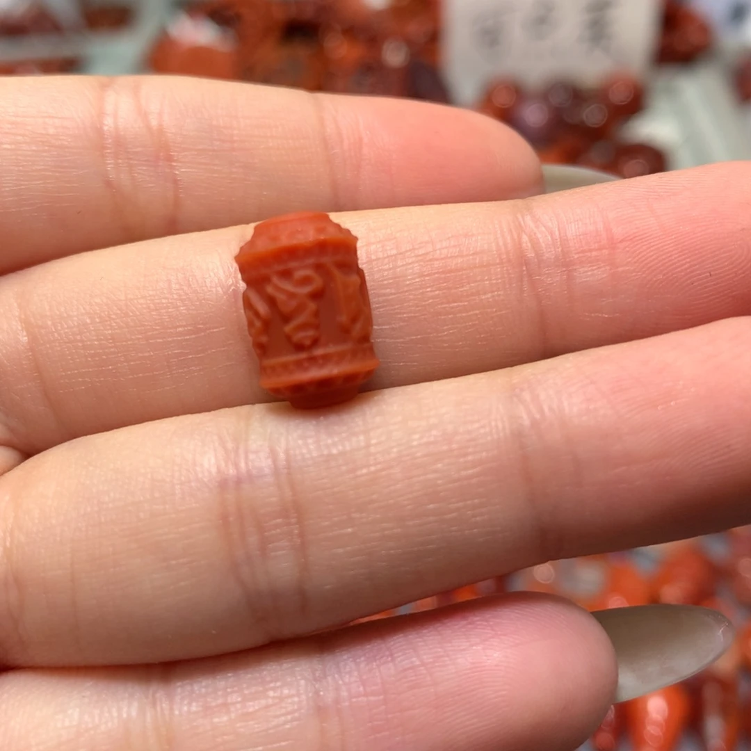 【闪购商品】南红玛瑙六字真言8+未镶嵌