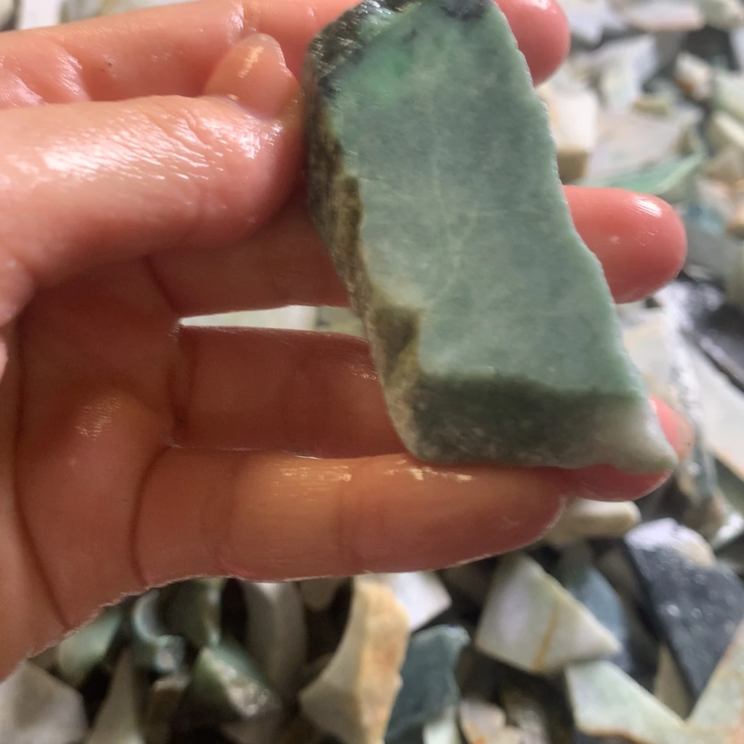 翡翠颈饰未镶嵌缅甸翡翠