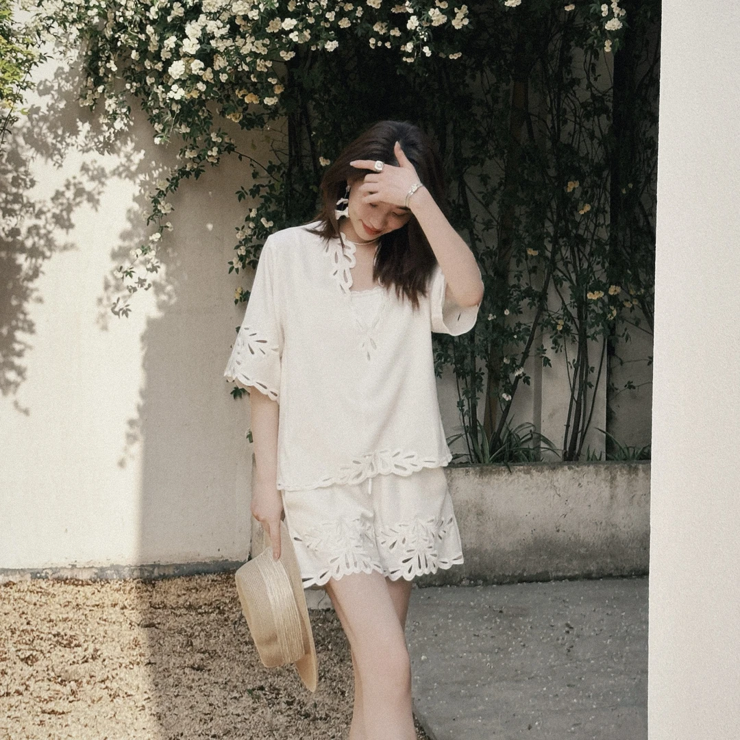 HELAAOMI“白茶假日”莱赛尔亚麻刺绣两件套CY5AC99412/CY5AC98412