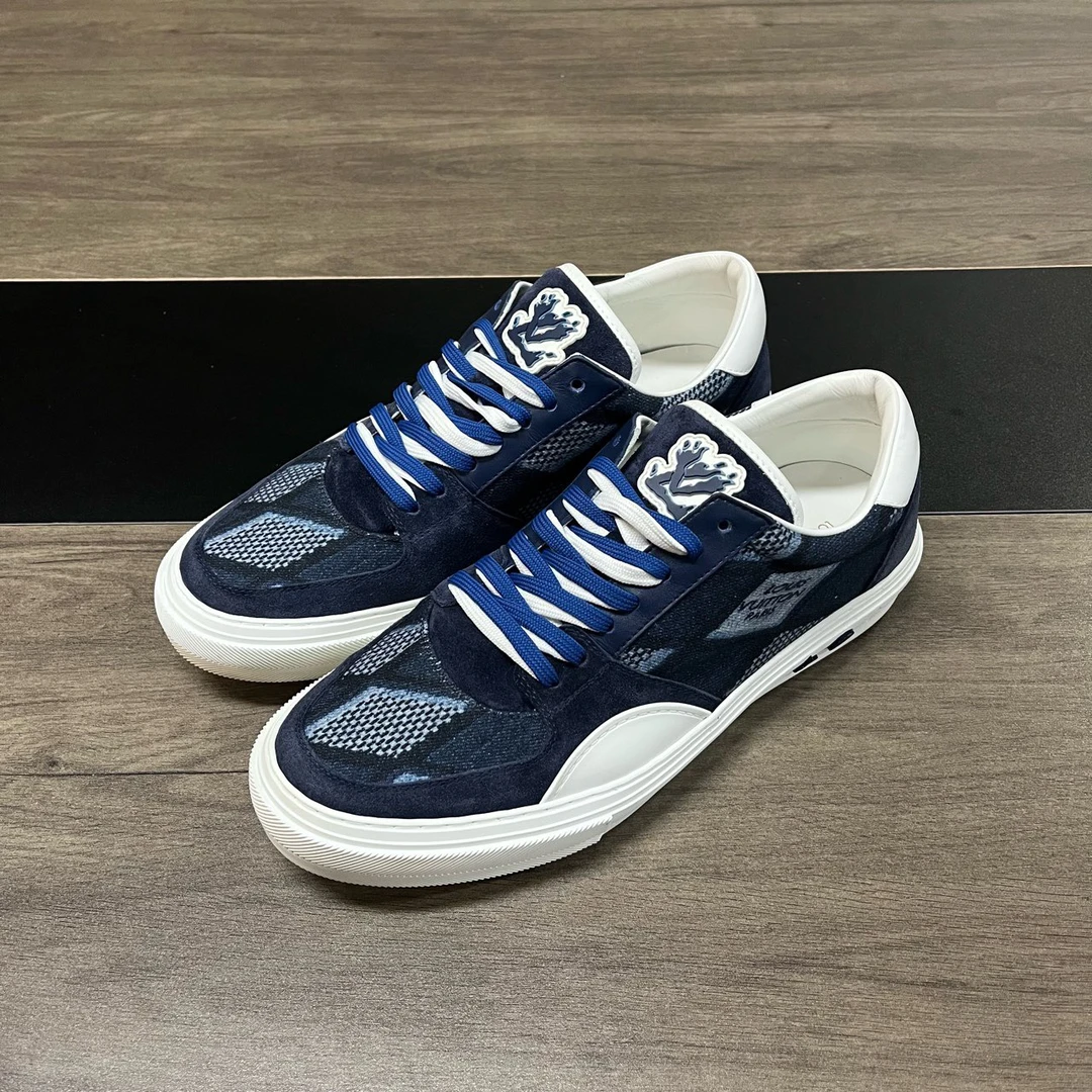 95新 LouisVuitton/路易威登 LV Ollie蓝牛仔 43码 e0904