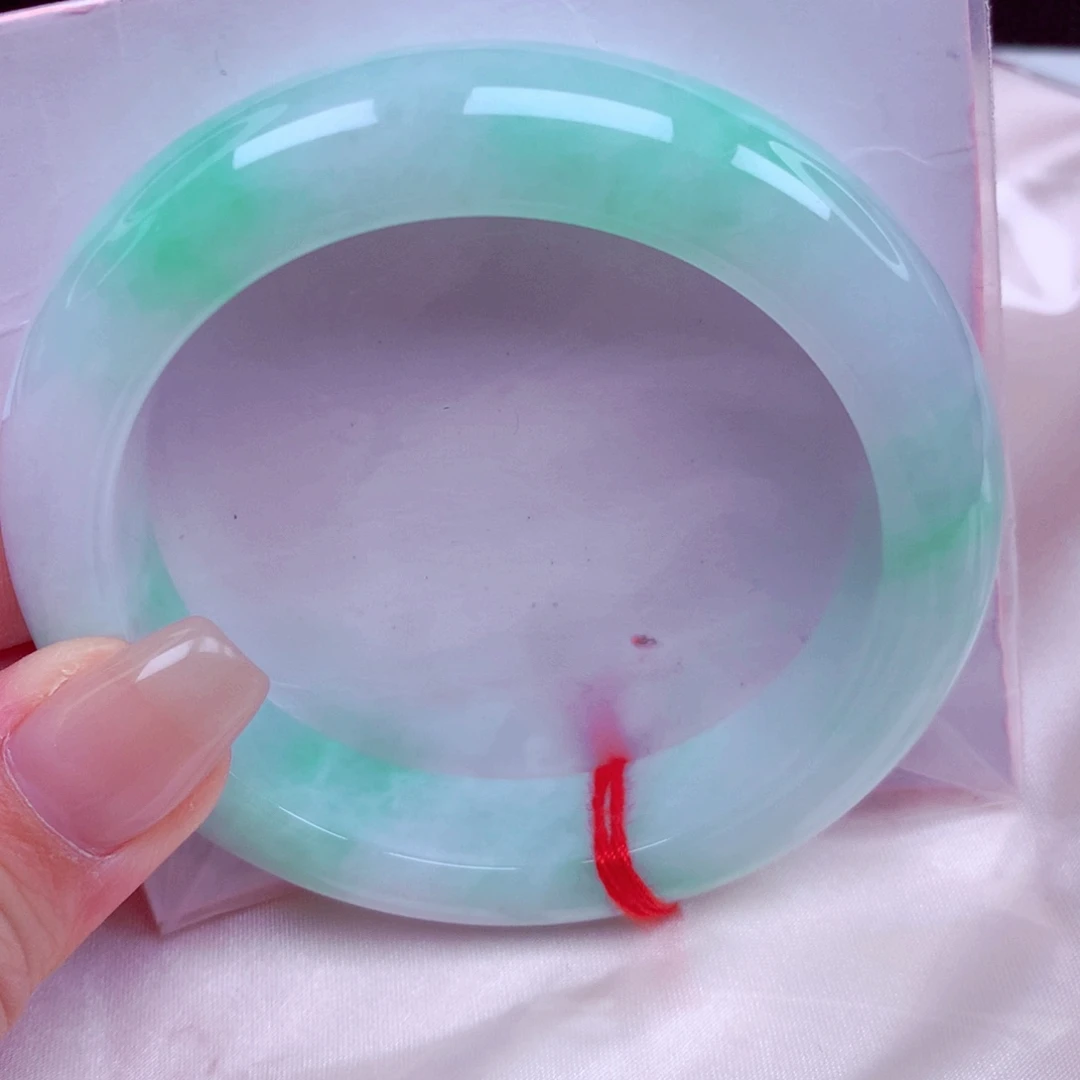 翡翠未镶嵌手镯手镯