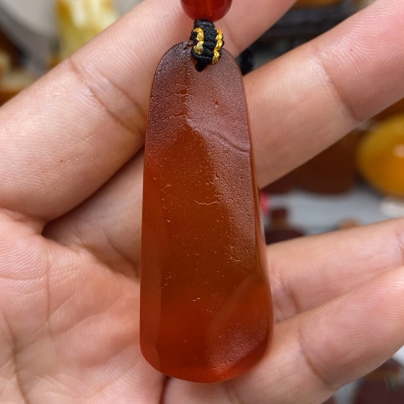 【闪购商品】琥珀颈饰未镶嵌