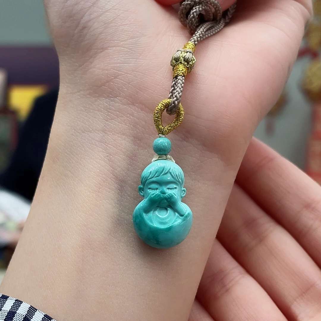 绿松石颈饰未镶嵌