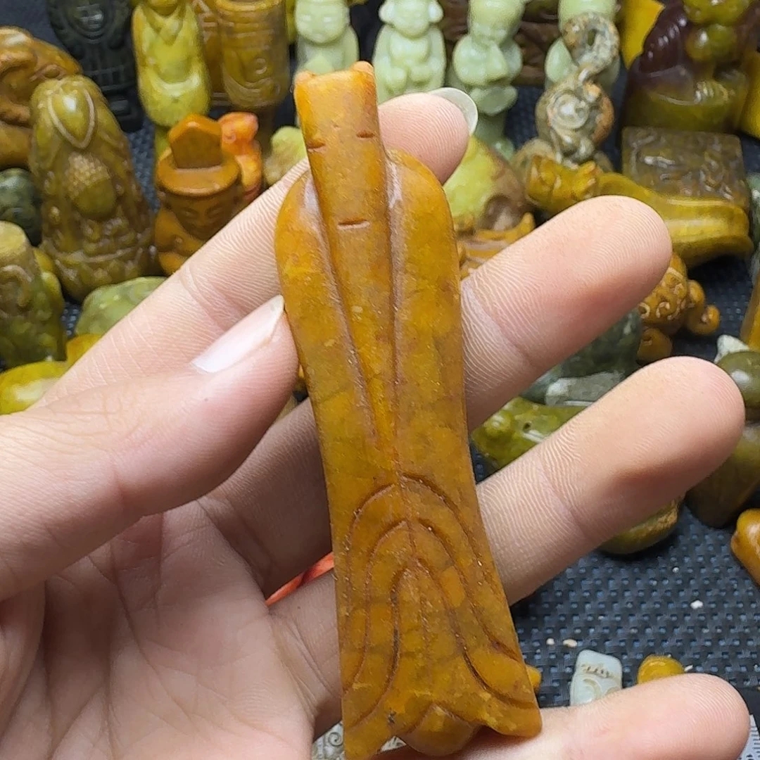 白玉菩提吊坠。。。