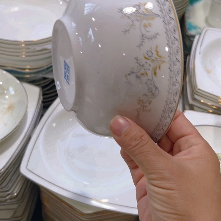 瓷片六寸面碗四个微瑕