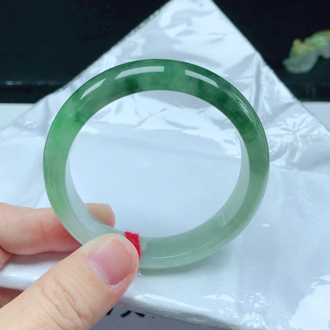 未镶嵌手镯翡翠52
