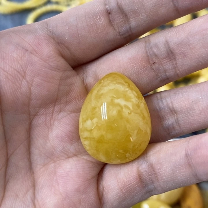 未镶嵌蜜蜡裸石吊坠