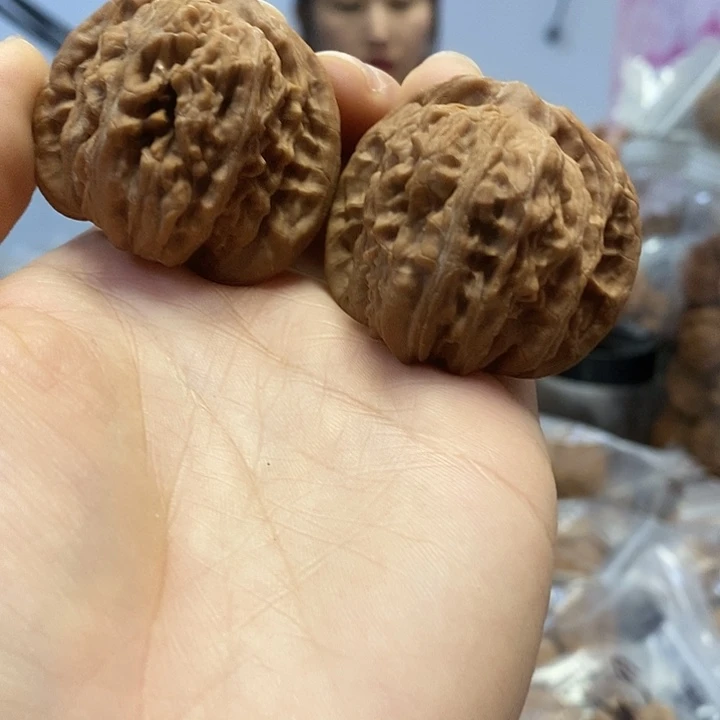 文玩核桃把件42红皮四座楼