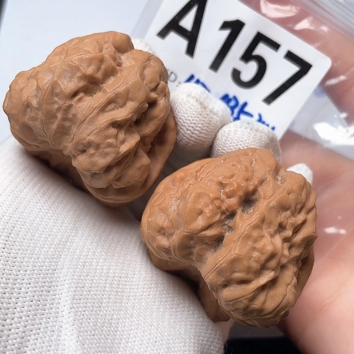 文玩核桃把件蛤蟆42开背