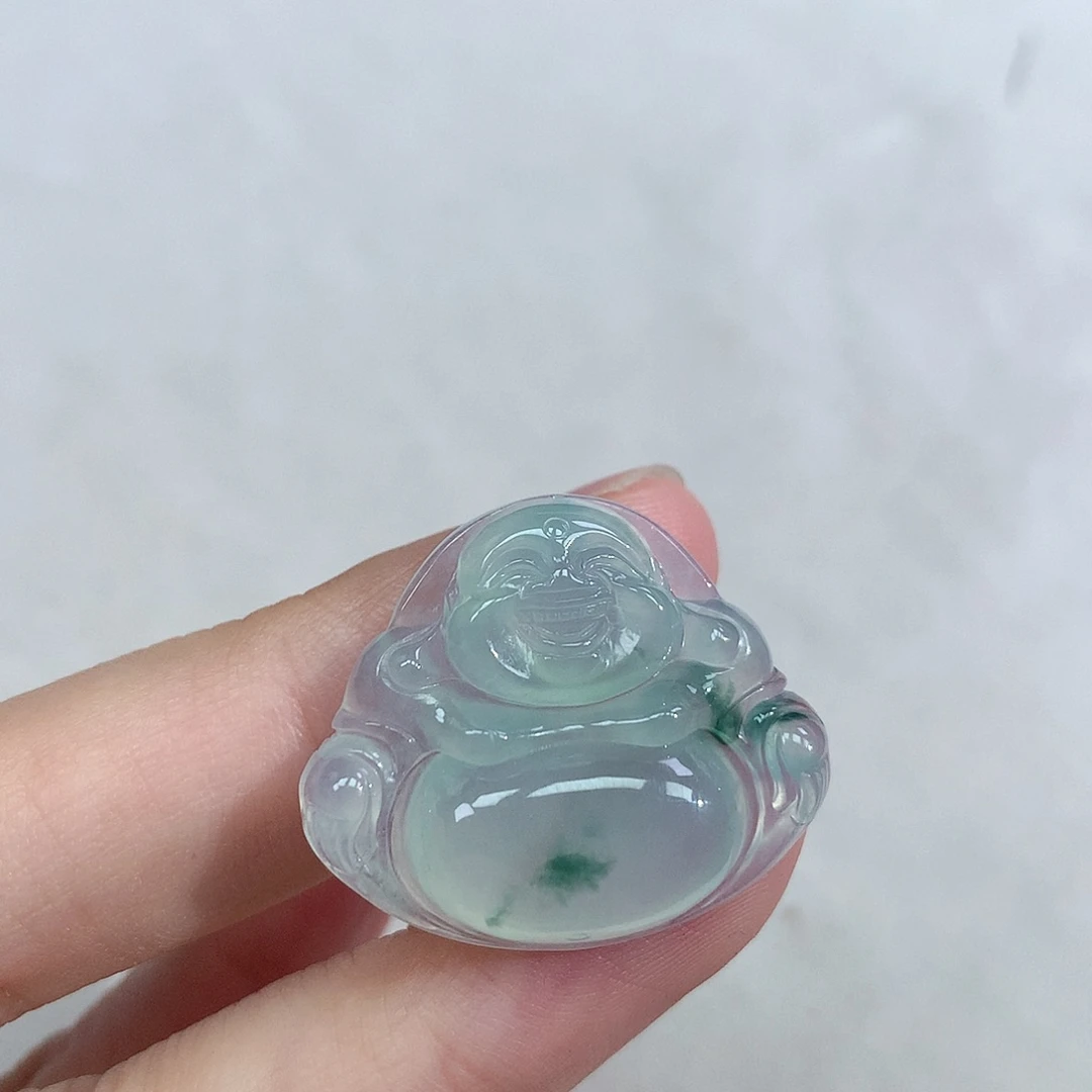翡翠未镶嵌颈饰佛公