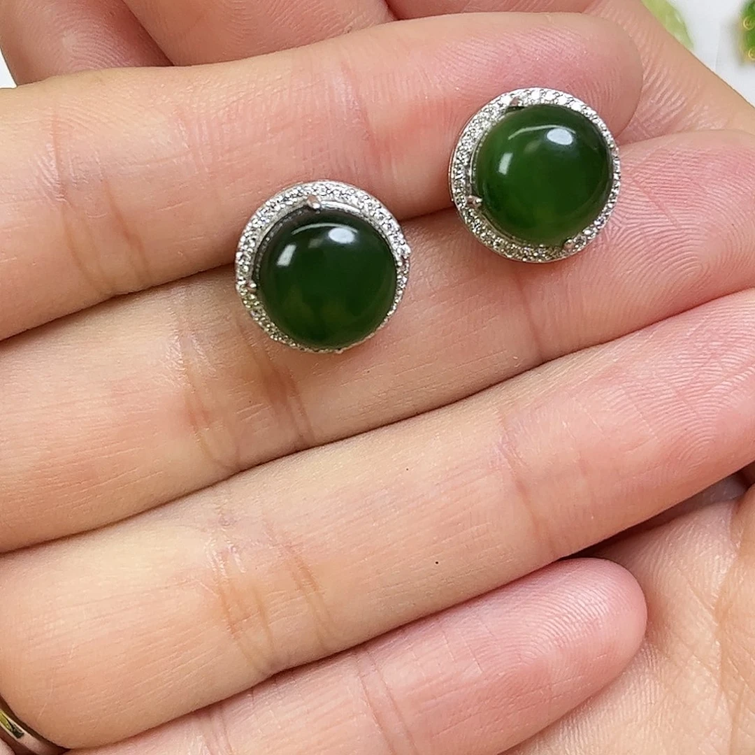 萱***贝和田玉银S925镶嵌耳饰