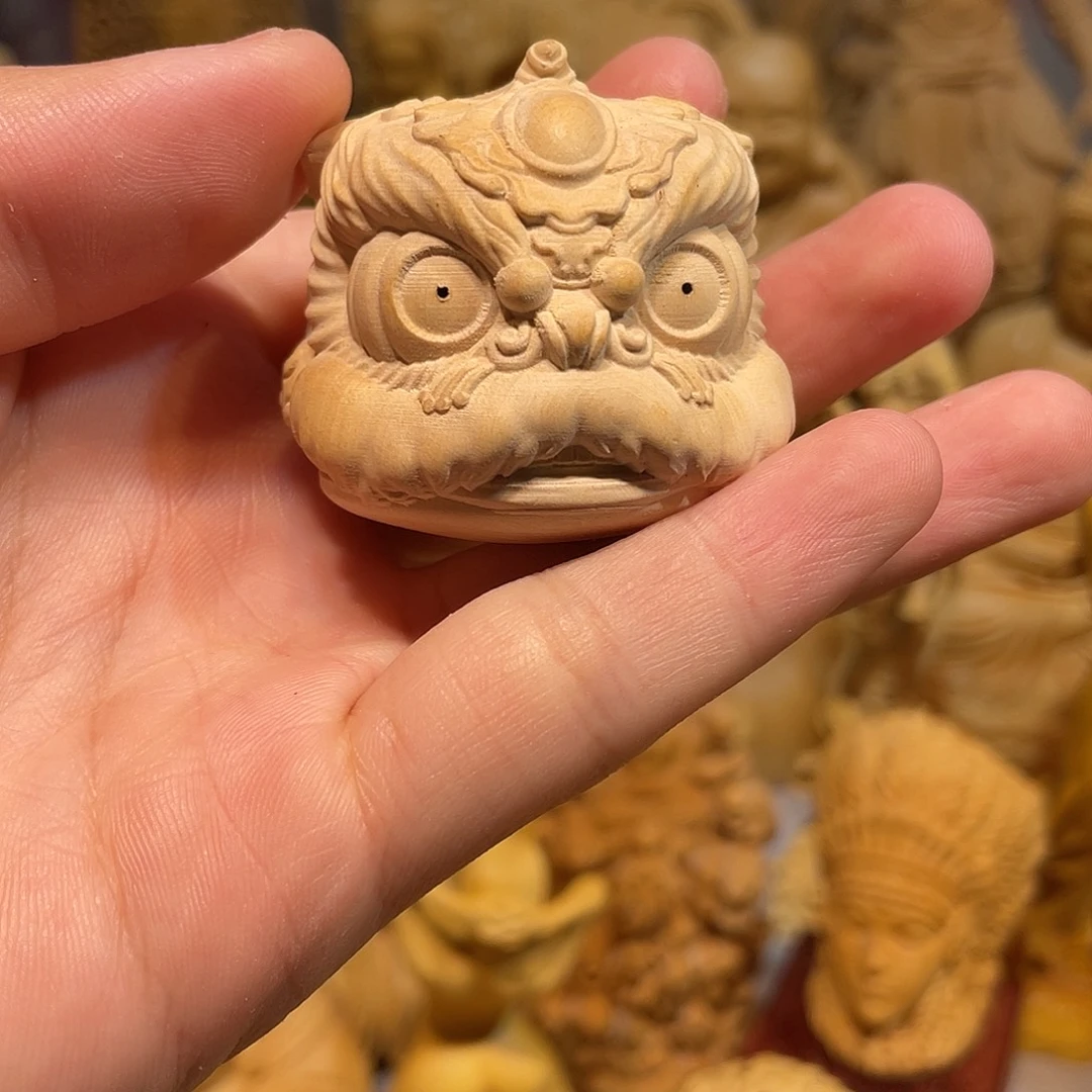 黄杨木小瑕疵醒狮头