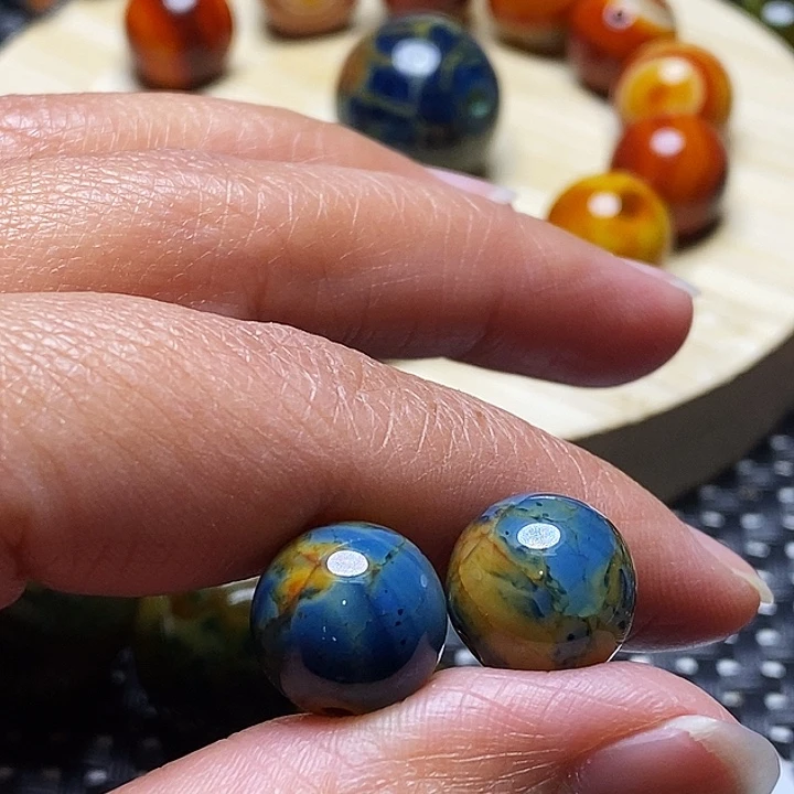 小***安玛瑙/玉髓未镶嵌颈饰