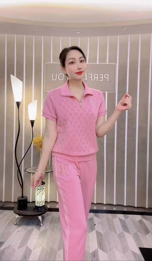 高定2025新款夏显瘦百搭时尚短袖翻领减龄运动套装女7803