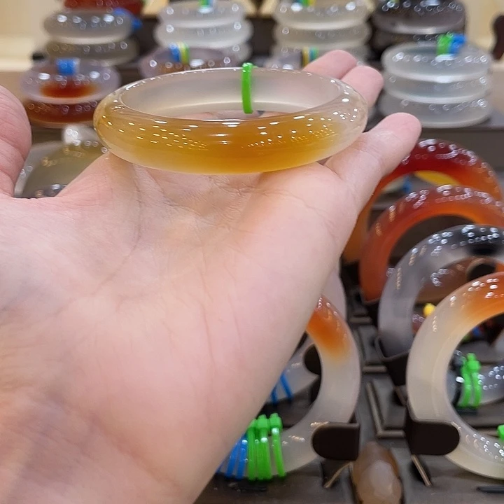 玛瑙/玉髓未镶嵌手镯20