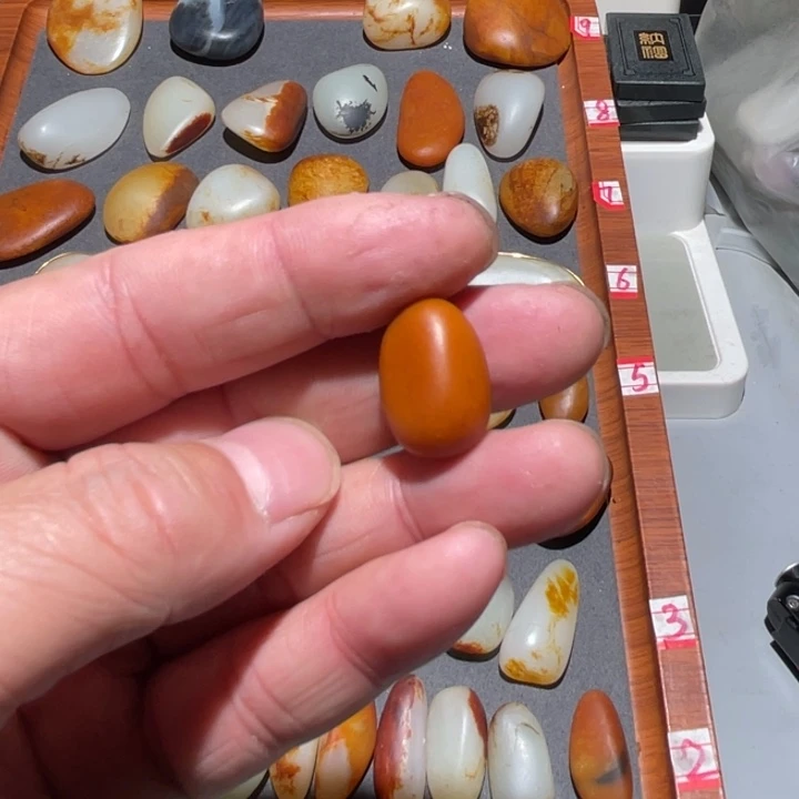 和田玉（糖玉）未镶嵌挂件