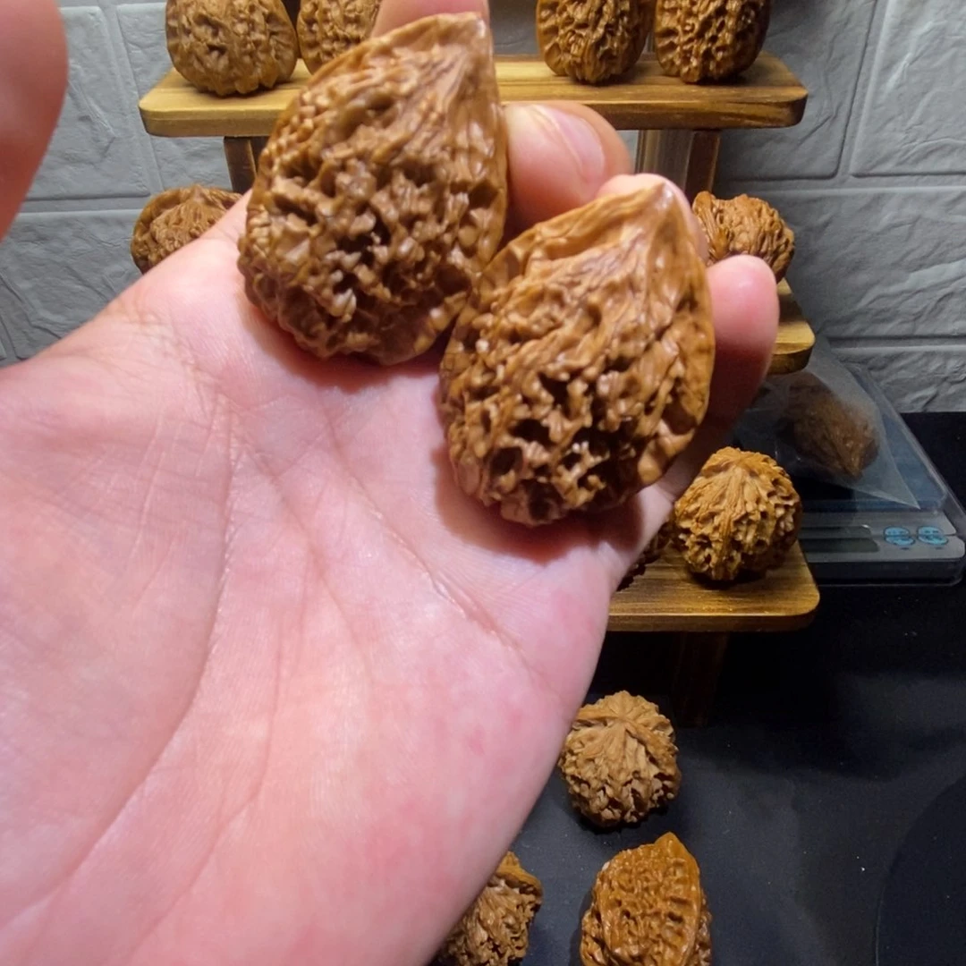 文玩核桃吊坠用****6野生鸡心34