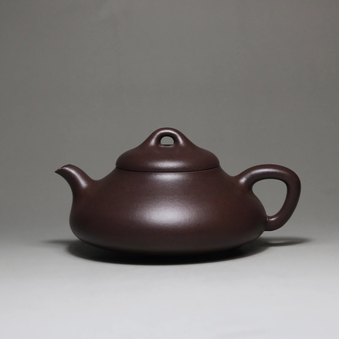 吉瓢，实力派陶手陆柏瑶老师，原矿天青泥，全手工制，容量240cc
