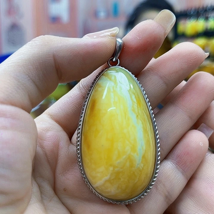 琥珀银S925镶嵌颈饰吊坠