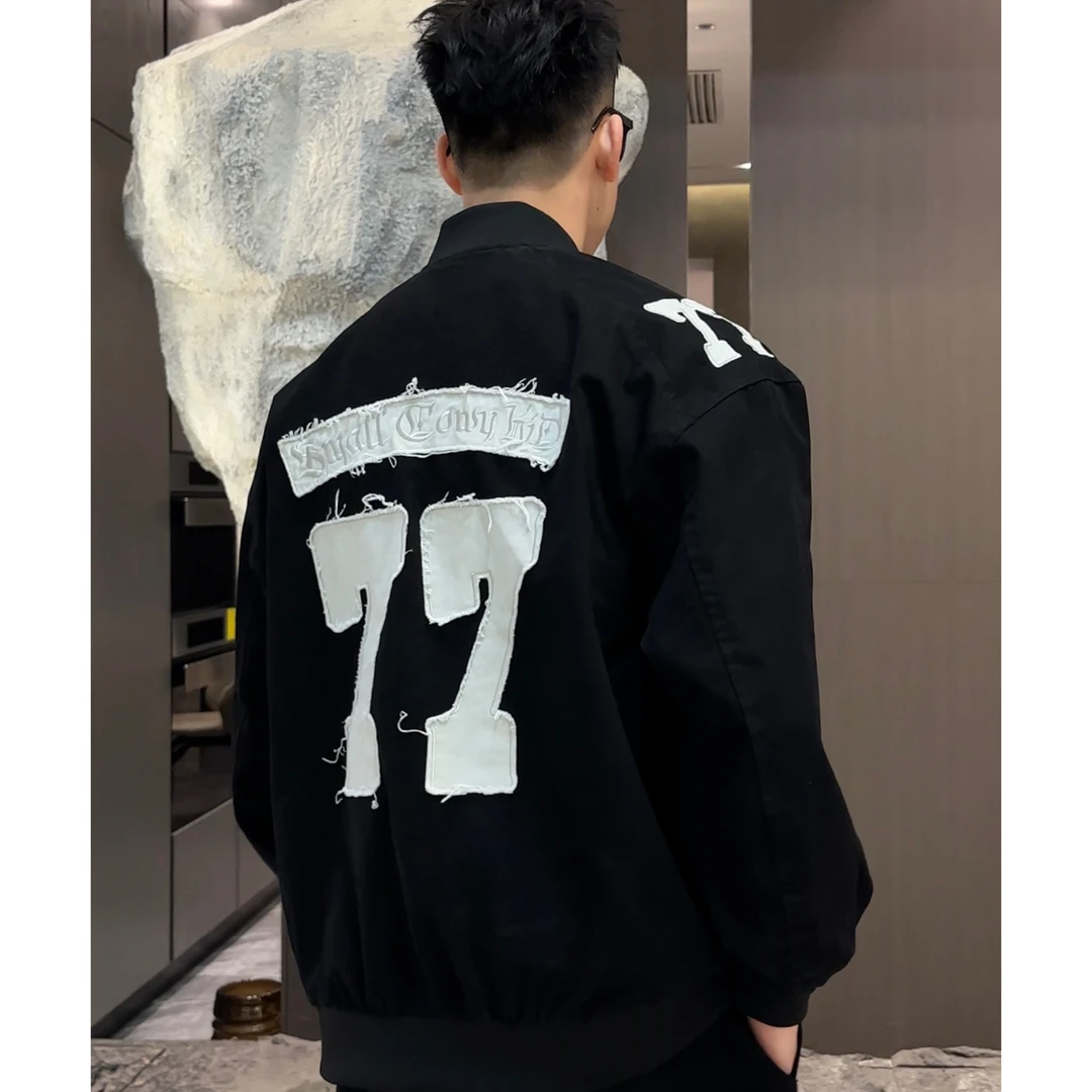 【衣工男】秋款美潮痞帅感77贴布绣棒球夹克 9233