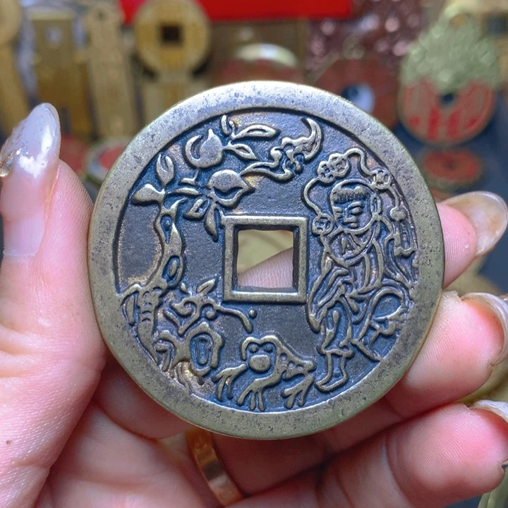 炎***哥铜现代工艺品花钱10