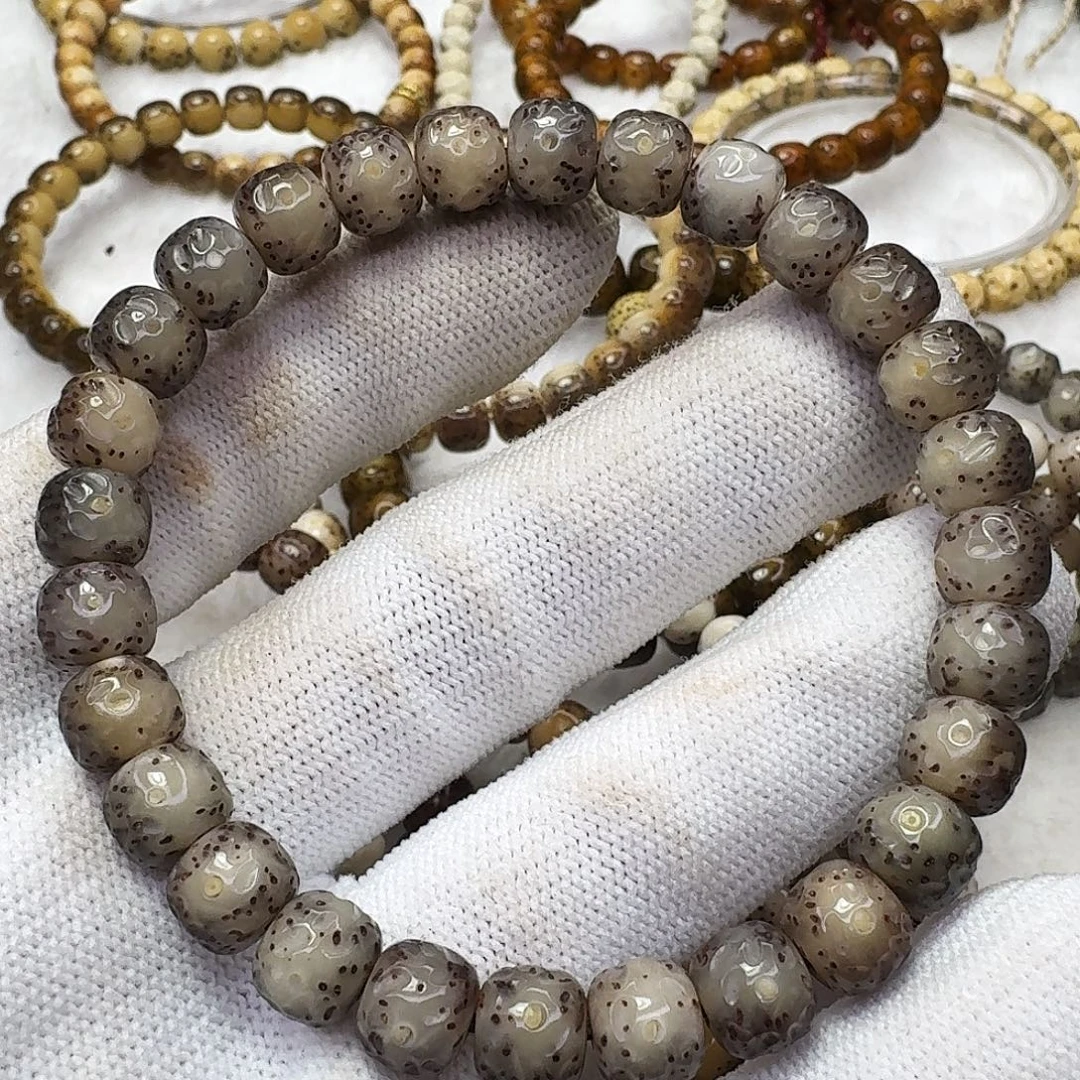 吊坠星月菩提87灰灯泡