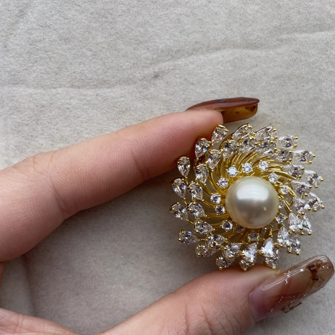 胸饰未镶嵌海水珍珠D3