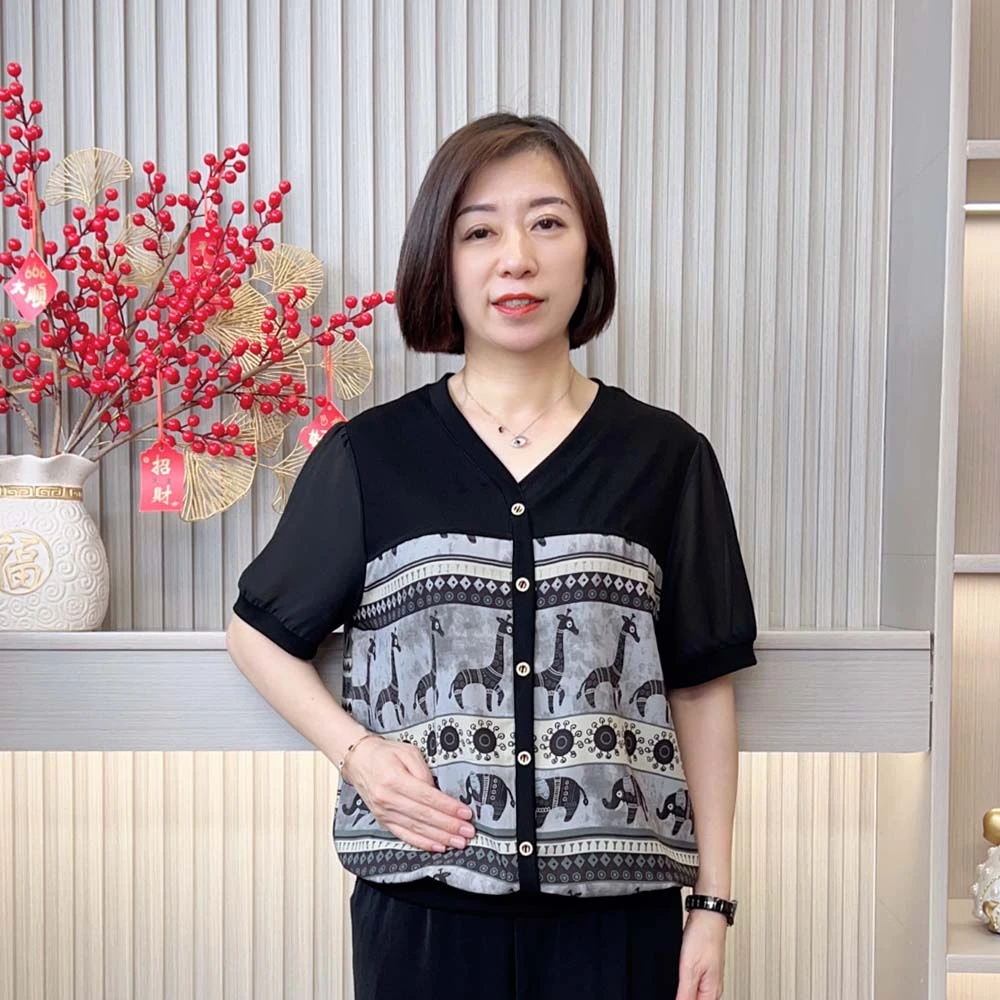 2025夏季新款洋气百搭减龄宽松显瘦印花V领中老年妈妈装短袖t恤