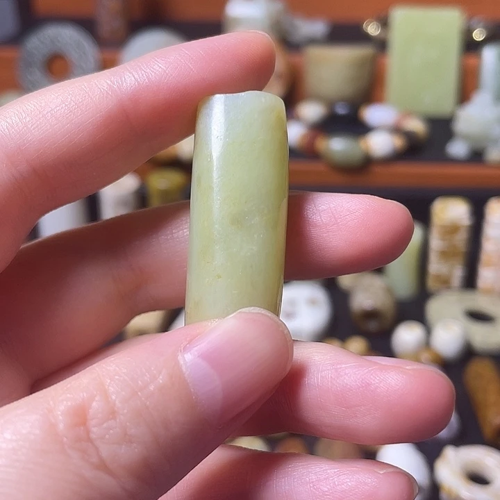 王***小和田玉（糖玉）未镶嵌挂件