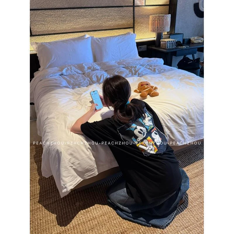 『PEACHZHOU』米鼠牛仔贴布宽松圆领短袖美式休闲卡通减龄中性T恤