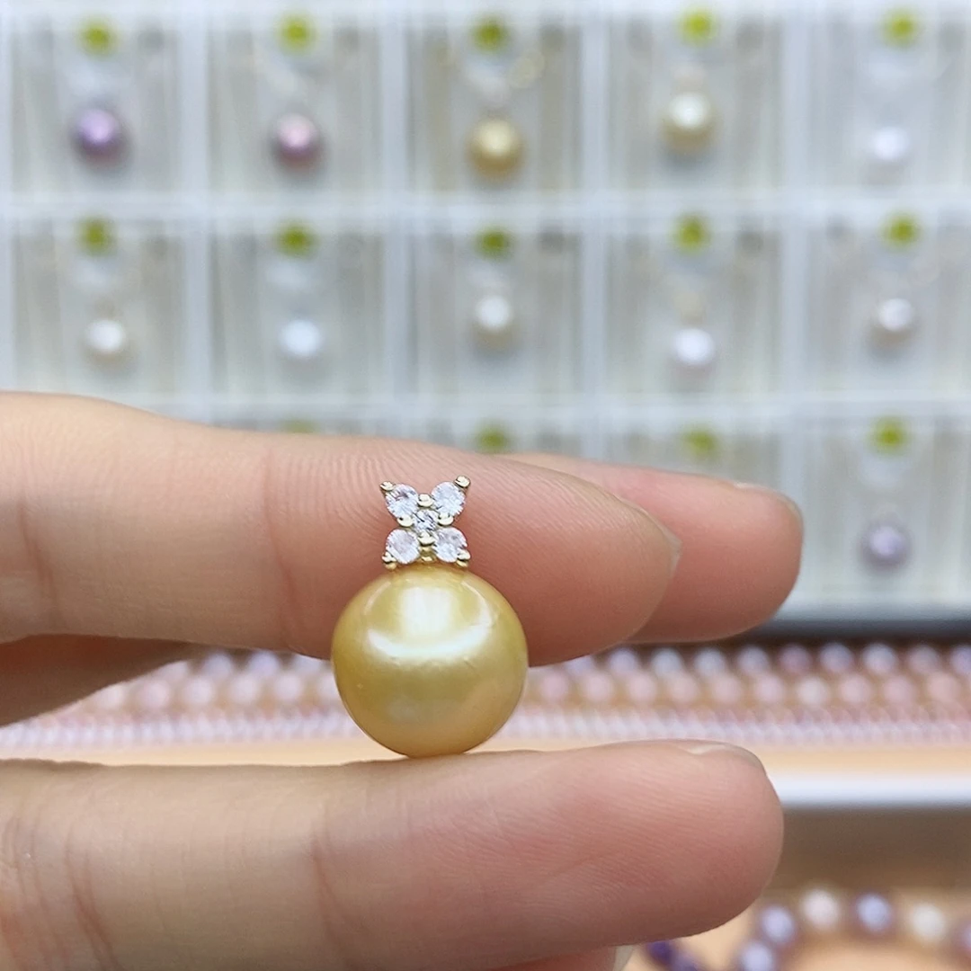 淡水珍珠合金颈饰
