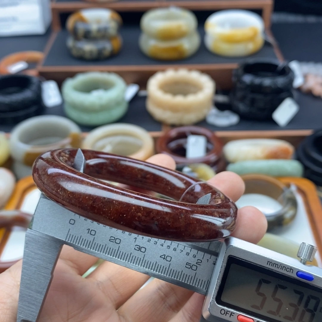 石英质玉未镶嵌手镯