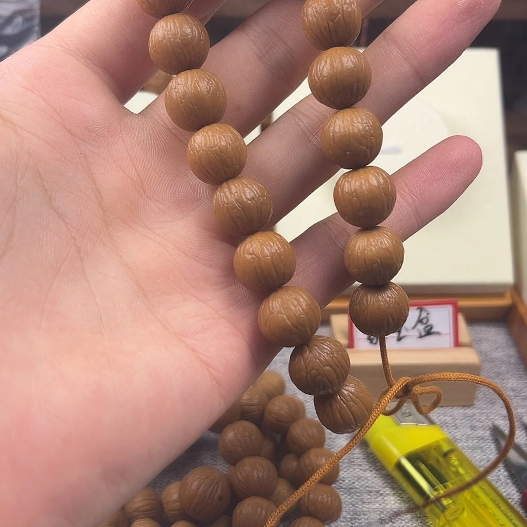 猴头核桃手串13+聚宝盆手持一串精卡